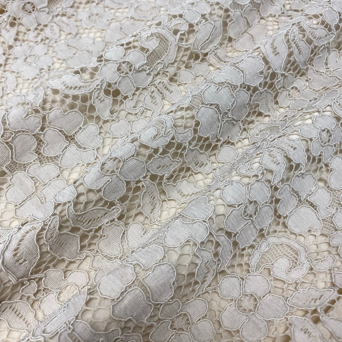 12g18 DOLCE&GABBANA ドルチェアンドガッパーナ フラワーモチーフ 総レース ノースリーブミニドレス タイトワンピース サイズ36 ホワイト レディースu02t