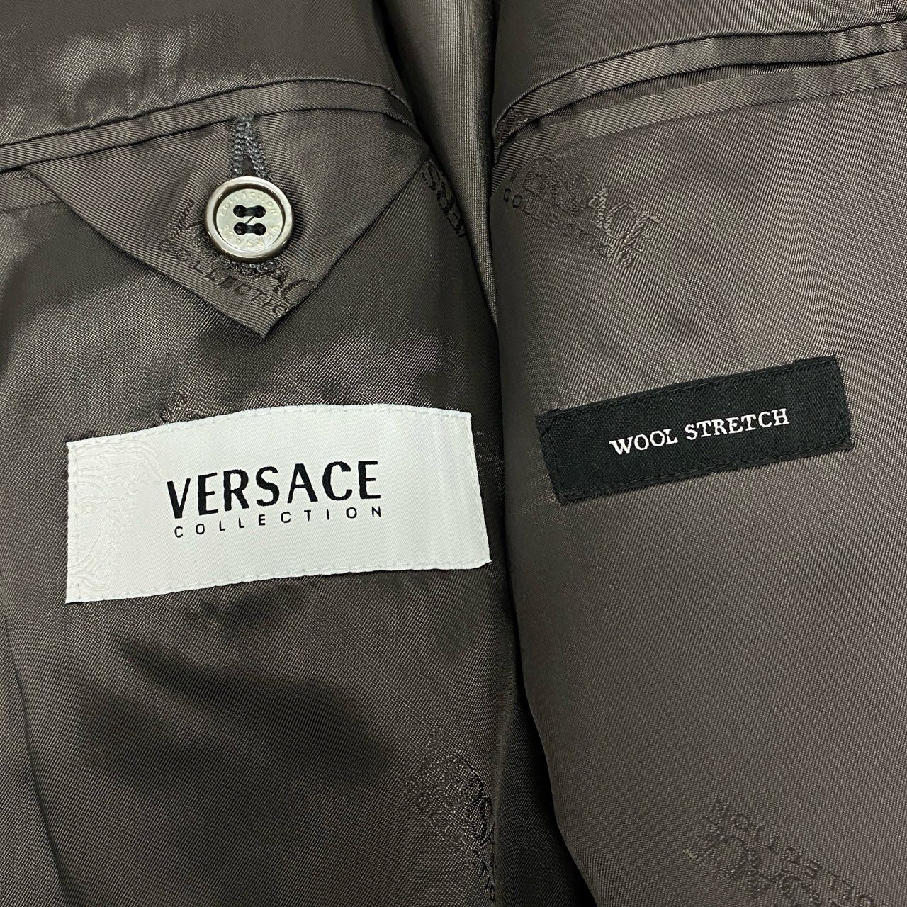 28k6 VERSACE COLLECTION ヴェルサーチ コレクション セットアップ スーツ ビジネス フォーマル 裏地総柄 ストライプ 48 グレー ウール メンズo07t