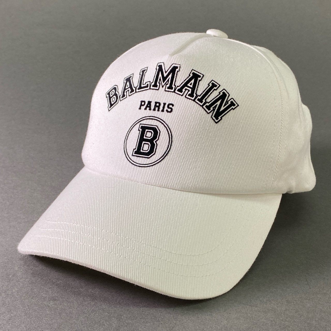 a17 BALMAIN バルマン B PARIS CAP ベースボールキャップ ホワイト ユニセックス 帽子 刺繍