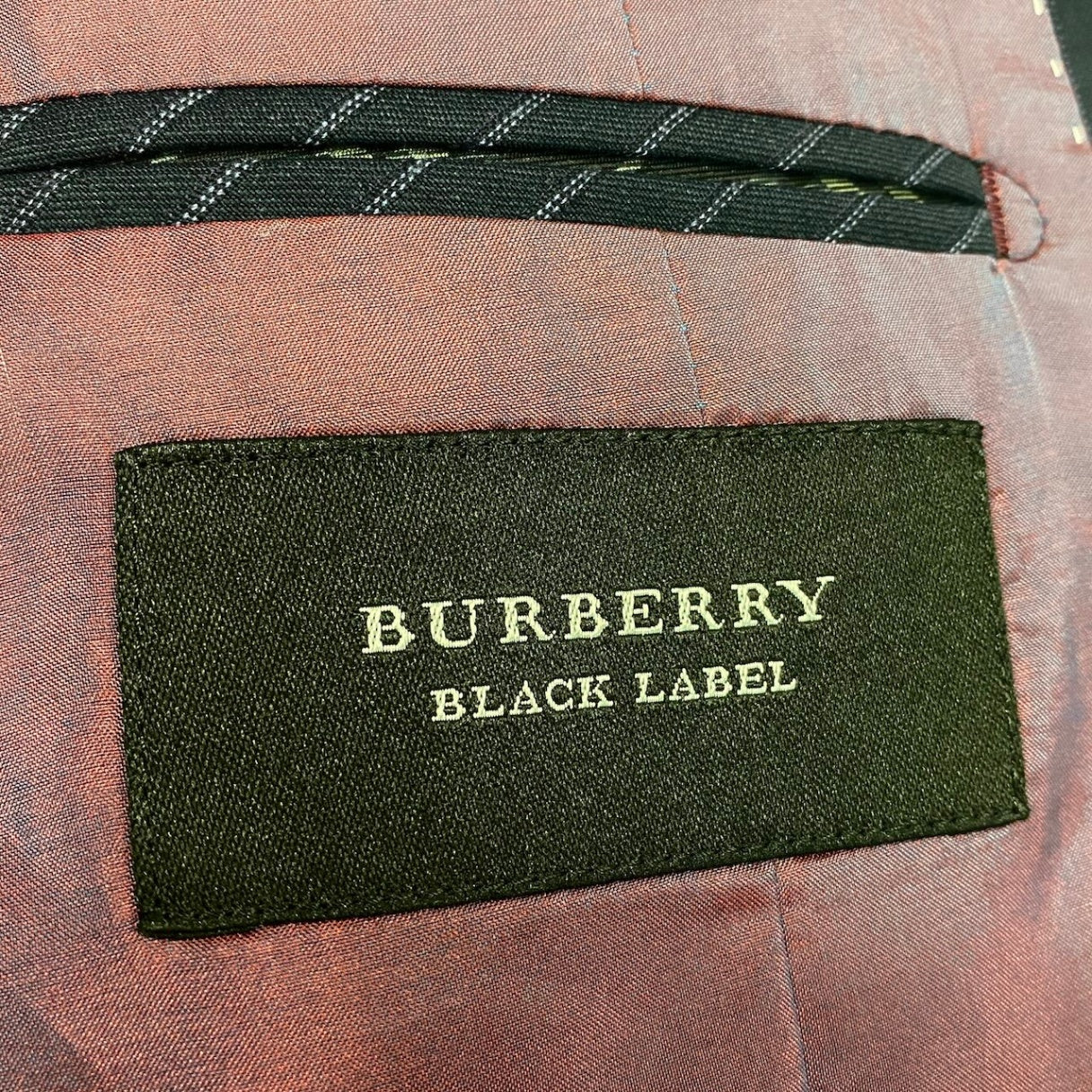 72e21 BURBERRY BLACK LABEL バーバリーブラックレーベル セットアップスーツ シングル 2B ストライプ柄 ウールシルク混 38R ネイビー メンズ 紳士服u02t