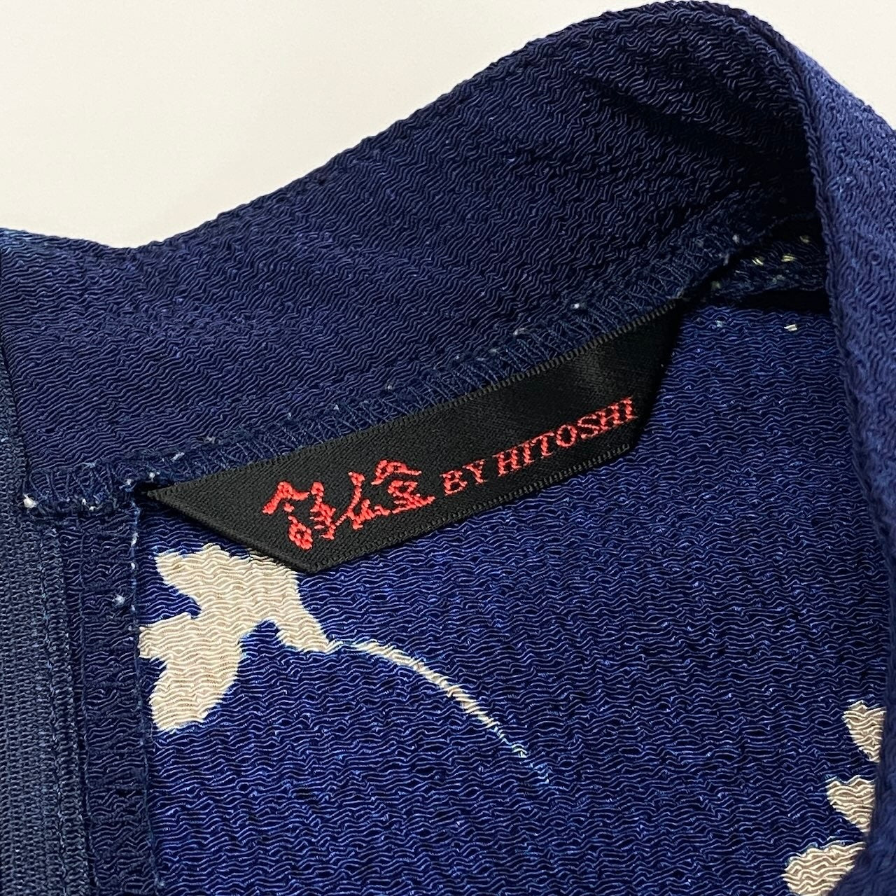 48d16 【美品】 詩仙堂 BY HITOSHI シセンドウ ちりめん 半袖カットソー トップス 花柄プリント ネイビー ポリエステル100％ レディース 女性用u02t