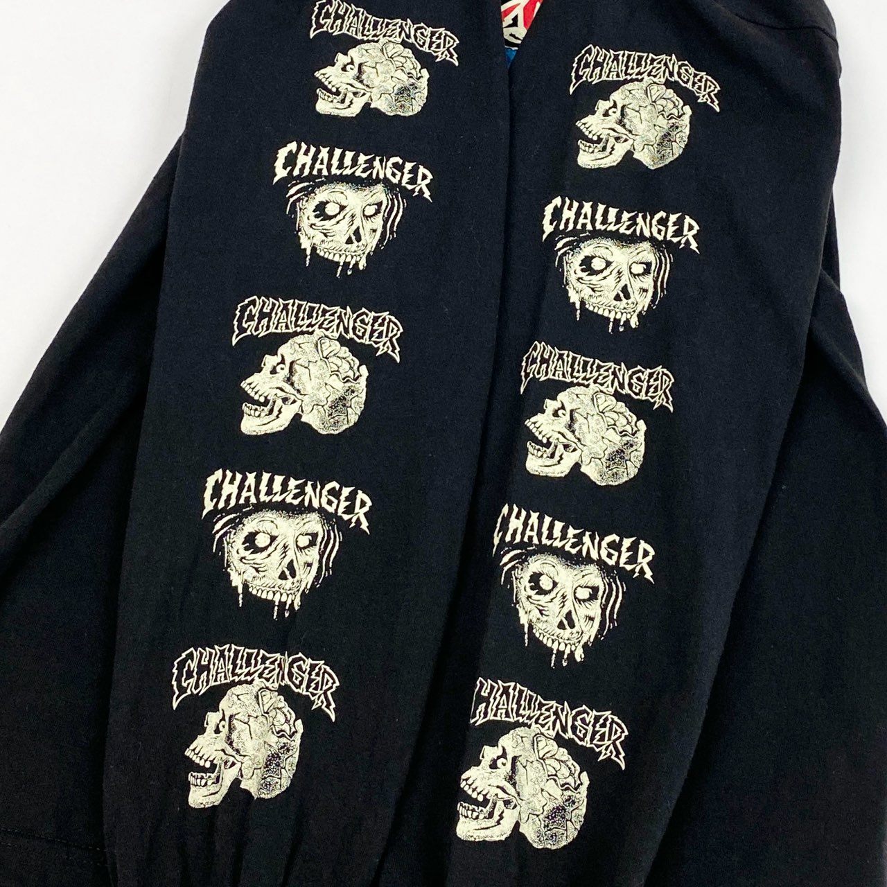 68a24 CHALLENGER チャレンジャー ロングスリーブTシャツ ロゴプリント ZOMBIE SKULL クルーネック M ブラック メンズ 男性用o07t