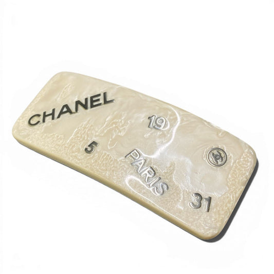 b15 CHANEL シャネル 1999 ロゴバレッタ ヘアアクセサリー 小物 ホワイト系 レディース Vintageta1