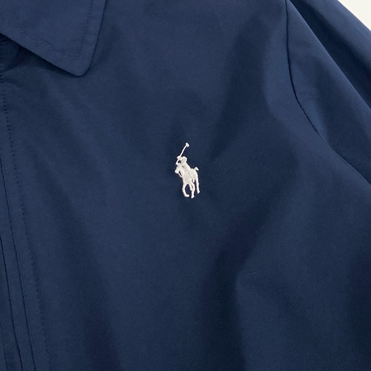 28f14 《美品》 POLO GOLF RALPH LAUREN ポロゴルフ ラルフローレン ブルゾン ジャケット ポニー刺繍 撥水 ストレート サイズXS ネイビー メンズ 紳士服 ゴルフウェア