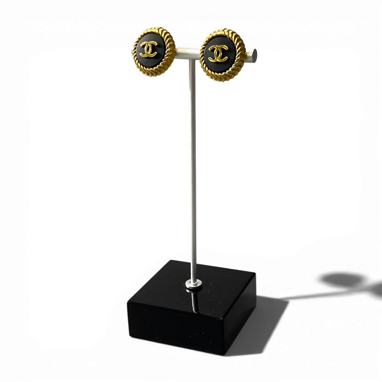 b5〇 Vintage Chanel 1995 Coco Mark Chain Design Gold × Black Earring ta1