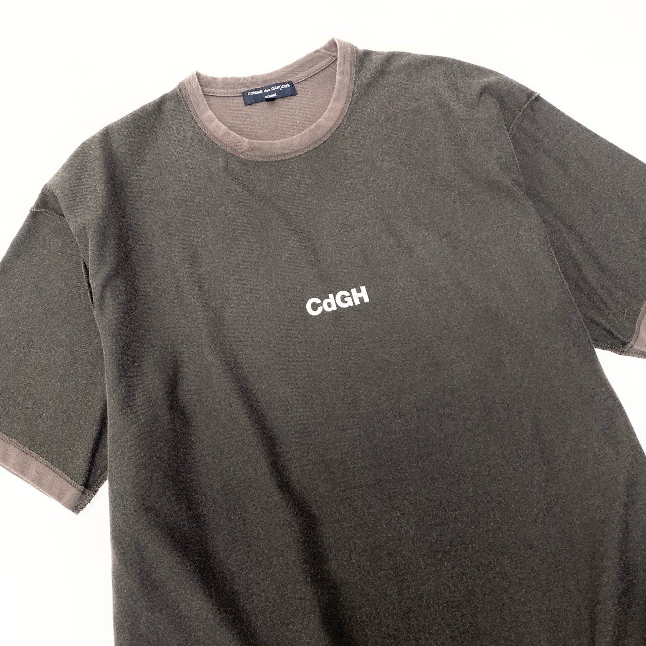 78b5 COMME des GARCONS HOMME コムデギャルソンオム 24SS CdGHLOGO INSIDE TEE インサイドアウト Tシャツ 半袖カットソー HM-T011-051-1-3 Mサイズ ブラウン系 コットン メンズk02i