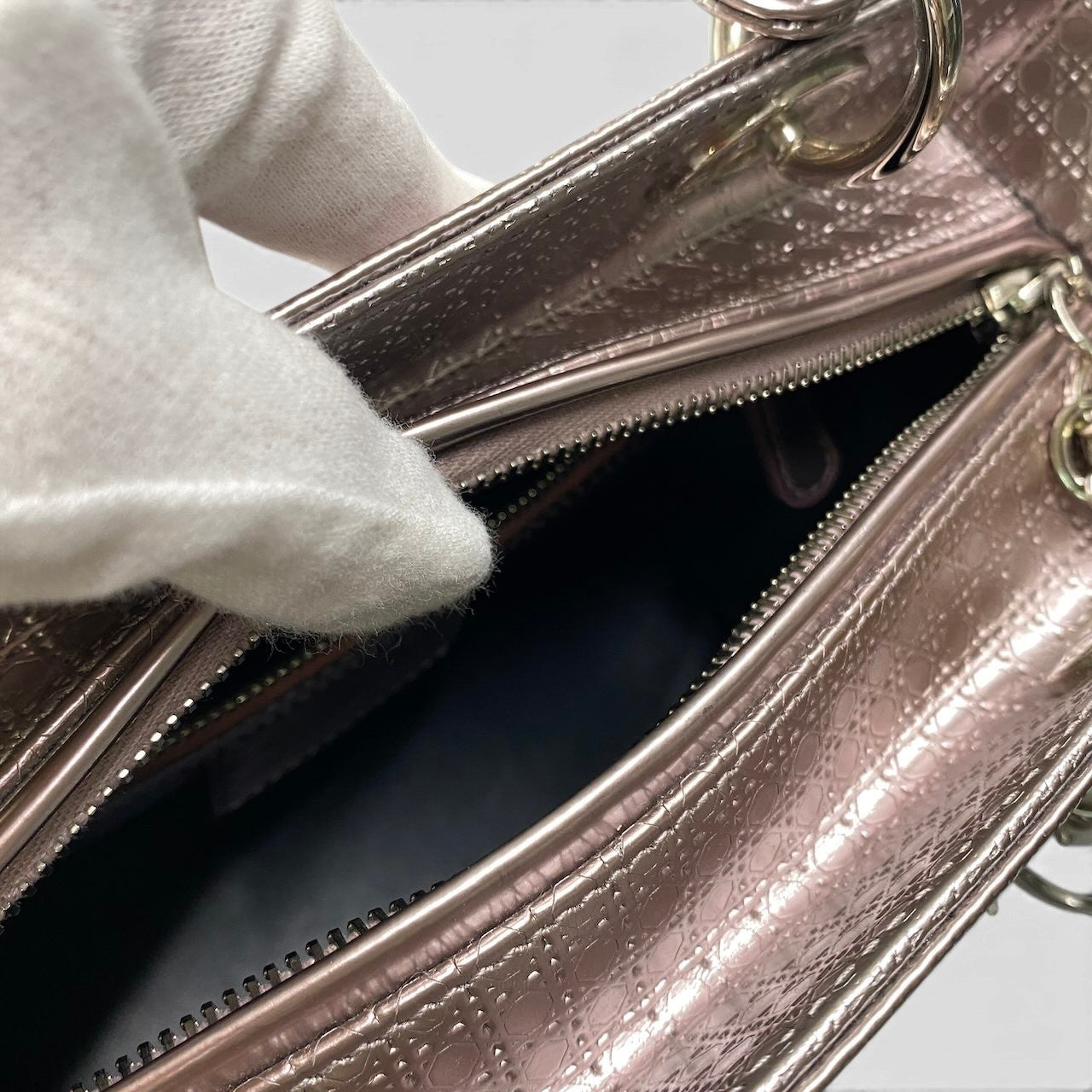 e18 Christian Dior クリスチャンディオール レディディオール ハンドバッグ メタリックピンク レディース バッグta1