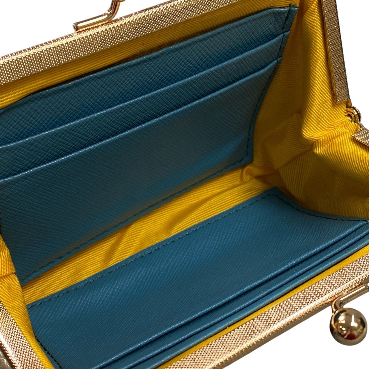 a6《未使用》 A.D.M.J エーディーエムジェイ スワロフスキー装飾 がま口 コインケース カードケース シャンパンゴールド レディース 女性用k02i