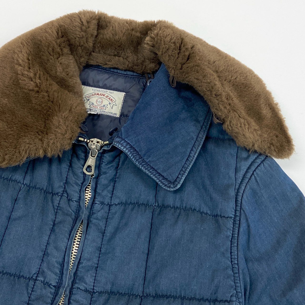 54L5 ARMANI JEANS アルマーニジーンズ 90's Archive キルティングジャケット アウター イタリア製 40サイズ ネイビー レディースu02t