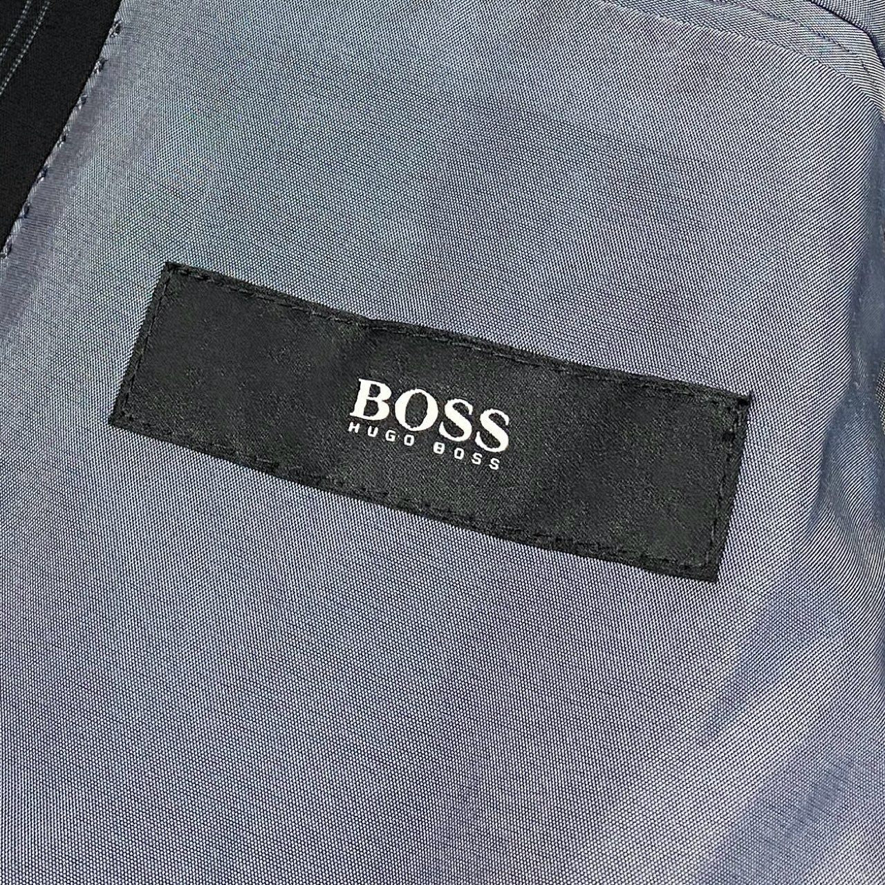 37L23 HUGO BOSS ヒューゴボス スーツセットアップ テーラードジャケット スラックス 二釦 ストライプ 54サイズ ブラック メンズ 男性用o07t
