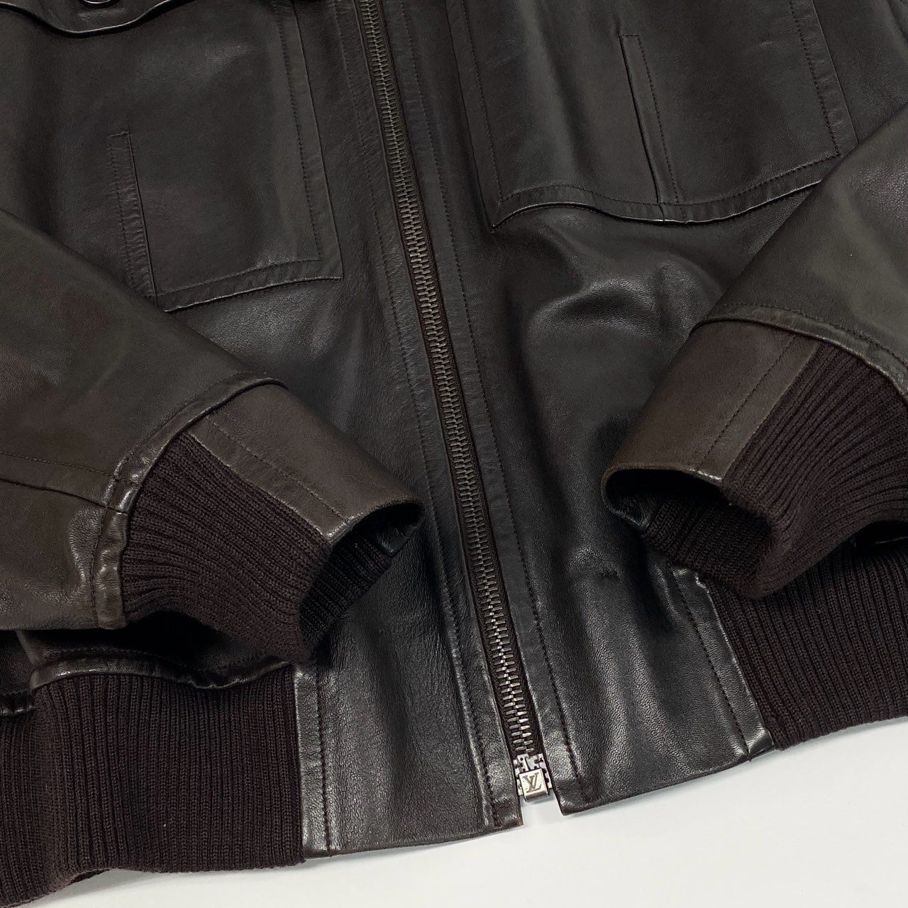 Ab9 《美品》 LOUIS VUITTON ルイヴィトン レザージャケット ライダース 裏地ダミエ フード取外し可 50 ブラウン ラムレザー メンズk02i