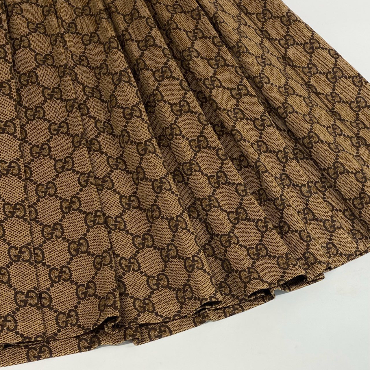 Ic16【美品】GUCCI グッチ テクニカルジャージスカート プリーツスカート GGロゴ サイズXS ブラック レディースk02i