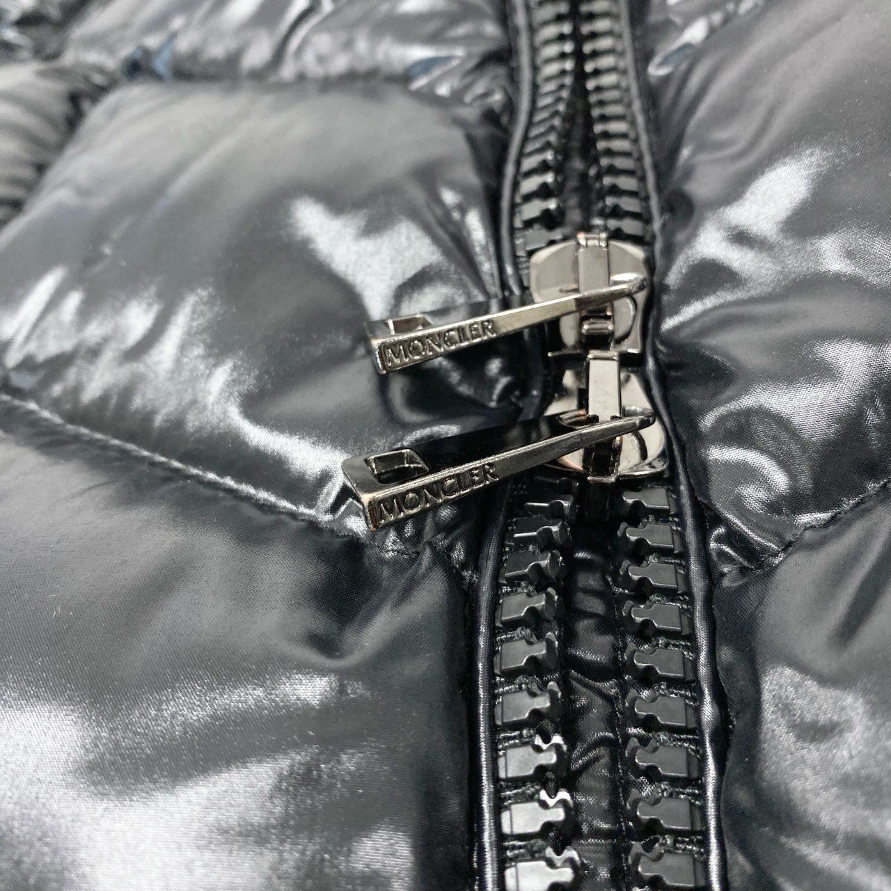 71i26 《美品》 MONCLER モンクレール FULMARUS フルマラス フォックスファー ダウンコート E20934986325 0 ブラック FOX FUR DOWN COAT 女性用t18r