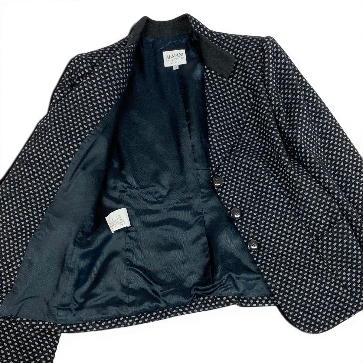 Ef27 ARMANI COLLEZIONI アルマーニコレツィオーネ テーラードジャケット 総柄 立体刺繡 サイズ40 ブラック レディースo07t