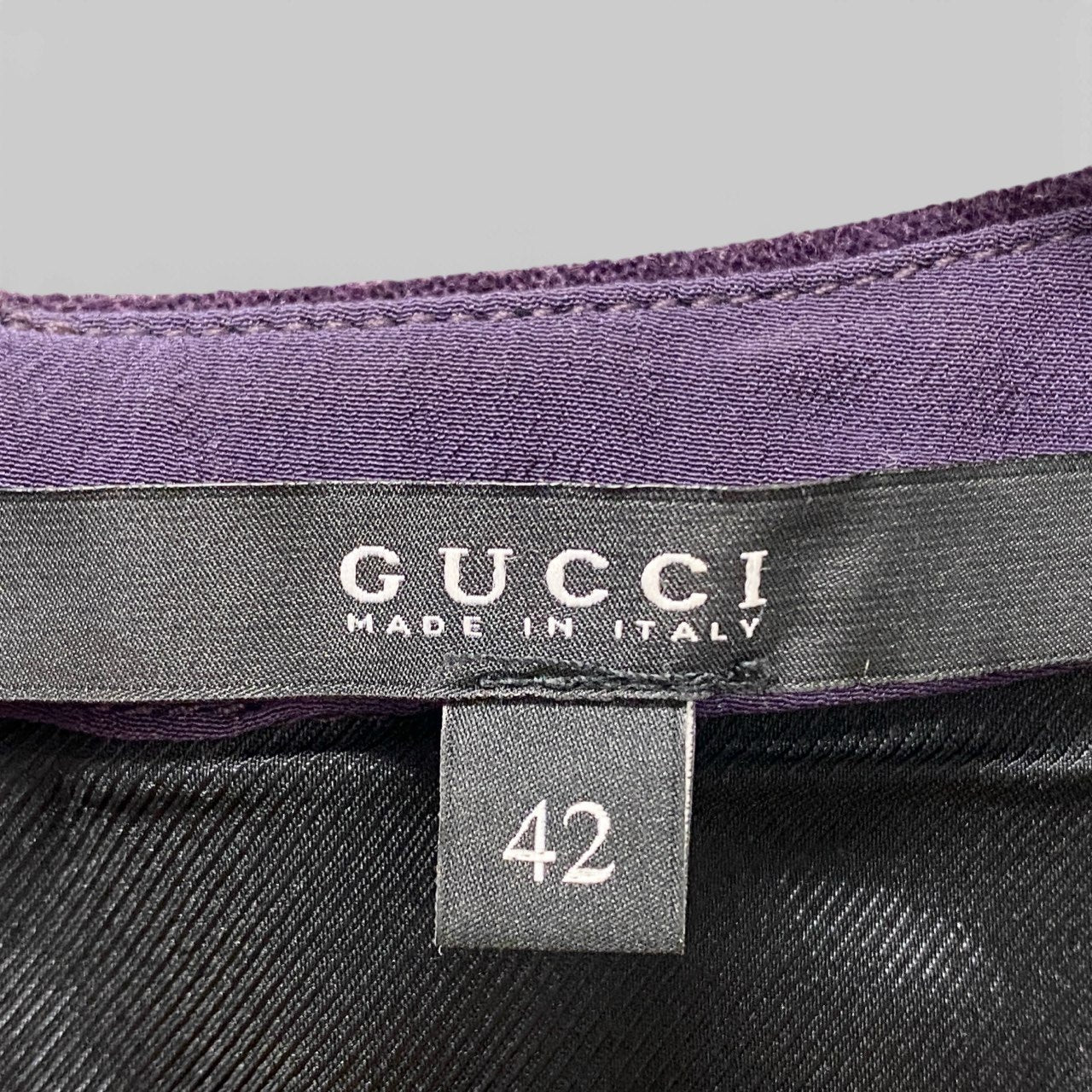 19b13 【美品】GUCCI グッチ ベロアノースリーブドレスワンピース Vネック 膝丈ワンピース 42サイズ パープル レディース 女性用u02t