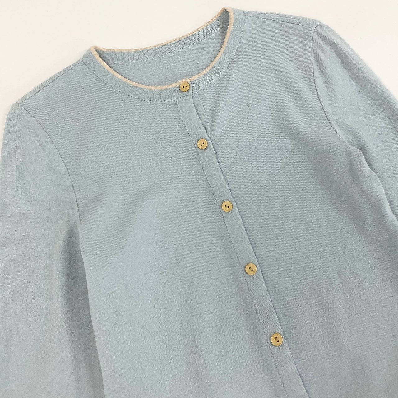 35d7 《新品タグ付き》 FOXEY NEW YORK フォクシー ニューヨーク アッパーイーストサイド ニットカーディガン ボレロカーディガン トップス 32350 サイズ38 ライトブルー ベージュ レディース 日本製