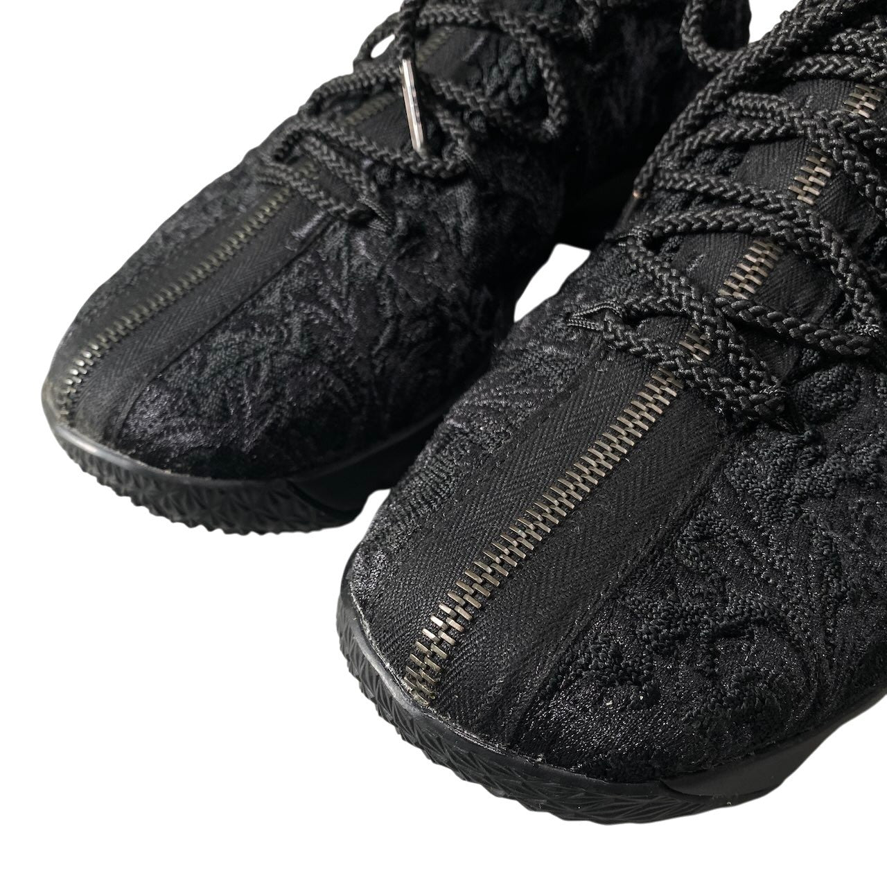 2h11 【美品】NIKE ナイキ × KITH キス LeBron 15 Performance スニーカー AJ3936 - 001 26cm ブラック メンズ 男性用t18r