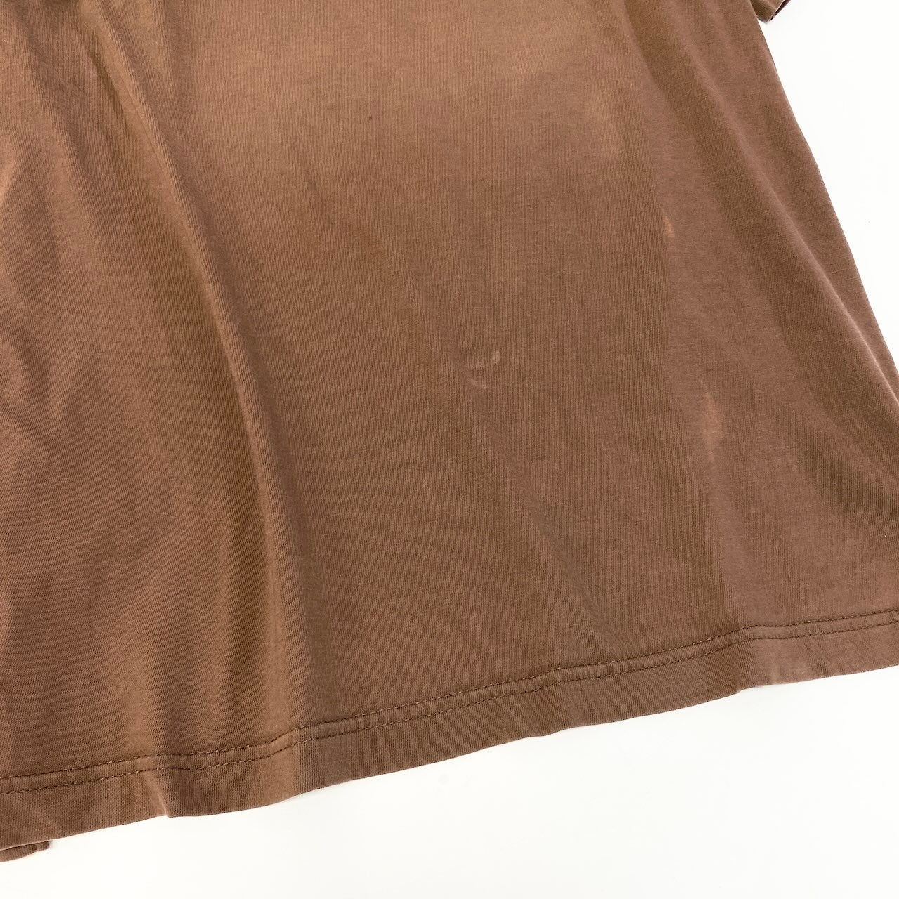 60d28 valentino garavani ヴァレンティノガラヴァーニ スタッズロゴ カットソー 半袖Tシャツ クルーネック トップス  ブラウン メンズ 紳士服u02t