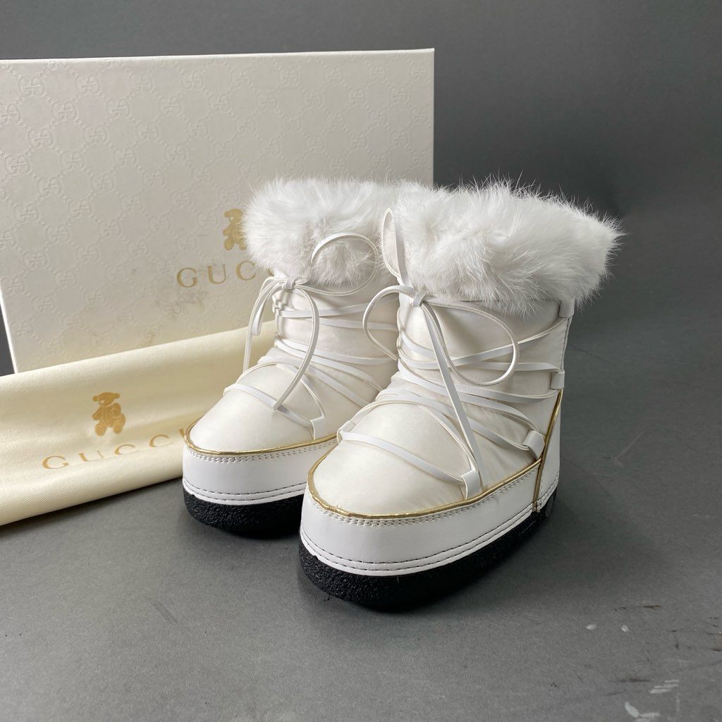 d2 《未使用》 GUCCI グッチ Fur Trim Kids Boots ファートリムブーツ スノーブーツ ムートン 24ヶ月 ホワイト インターロッキング GG キッズ 子供 幼児 シューズ