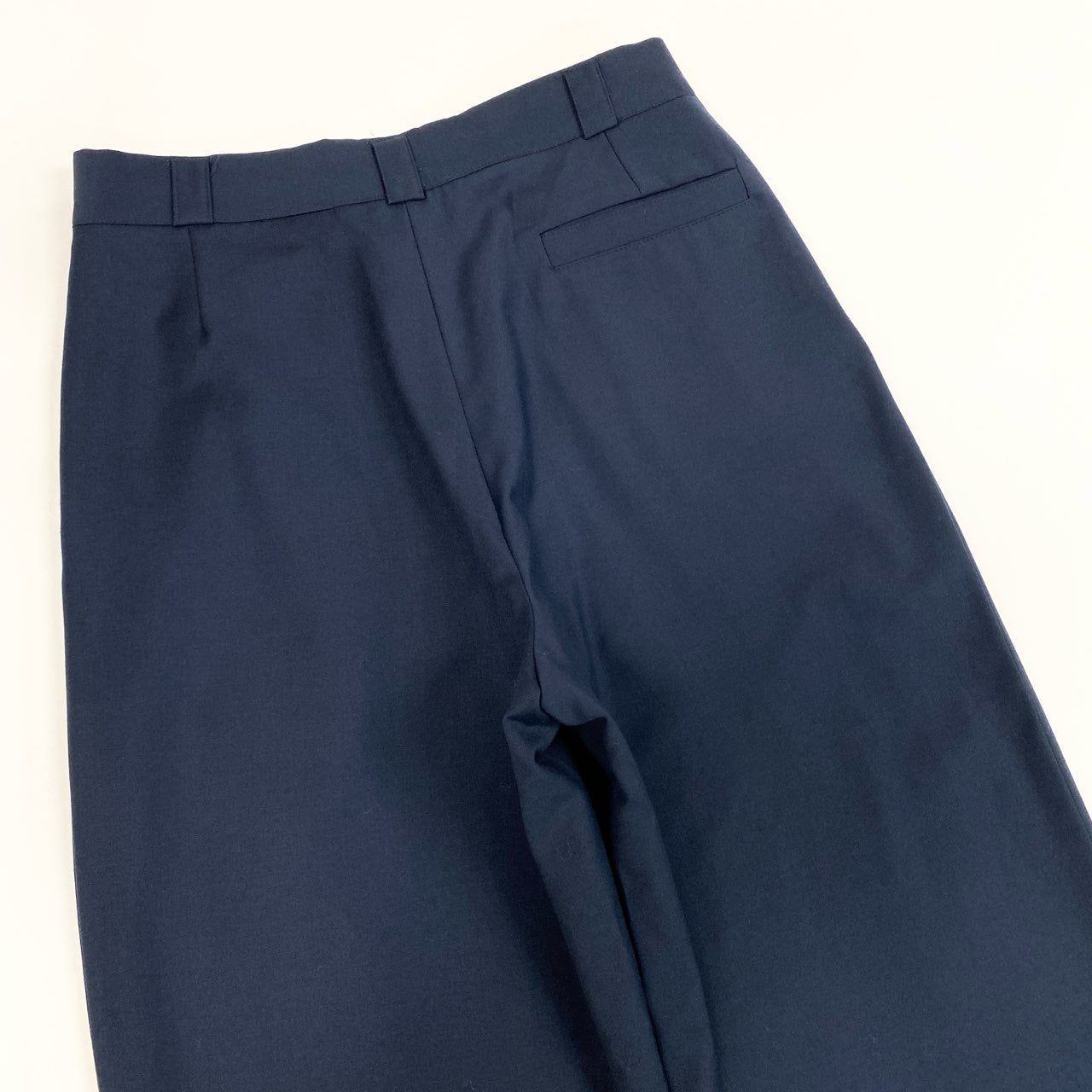 37a19 【美品】 GIANNI VERSACE ジャンニ ヴェルサーチ セットアップスーツ ダブルブレスト フォーマル テーラードジャケット タックパンツ イタリア製 メンズ 紳士服 サイズ50 ネイビー ウール100％u02t