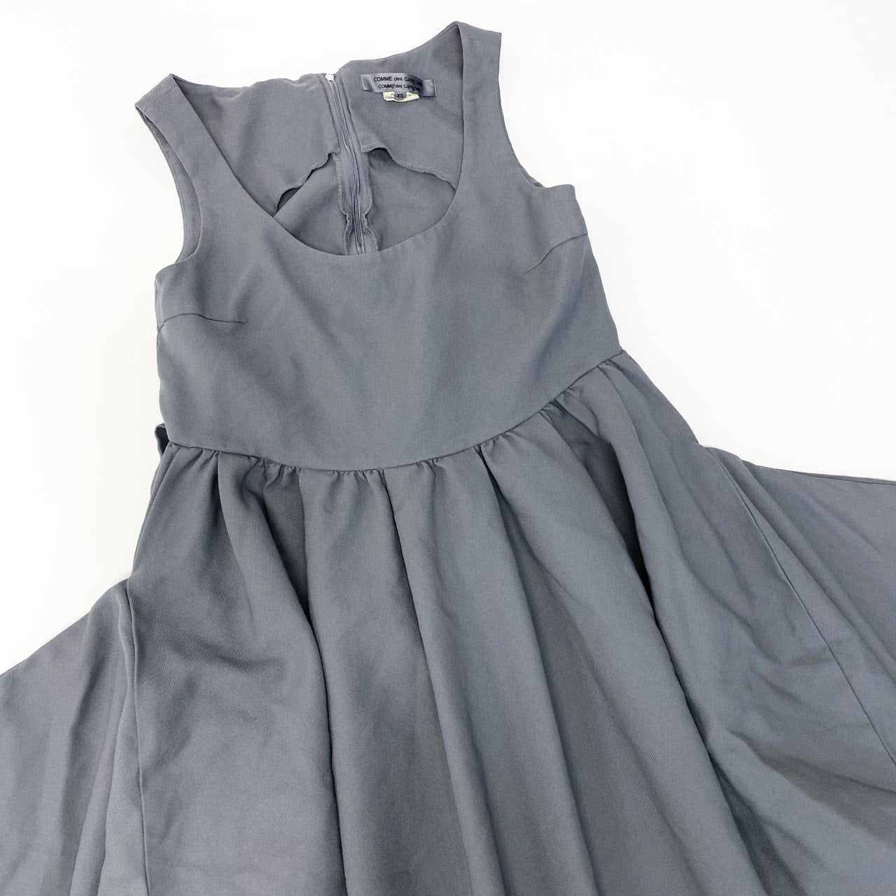 54b23 COMME des GARCONS COMME des GARCONS  コムデギャルソンコムデギャルソン AD2024 コムコム ノースリーブ変形ワンピース ドレス 日本製 RN-O005 XSサイズ グレー レディースk02i