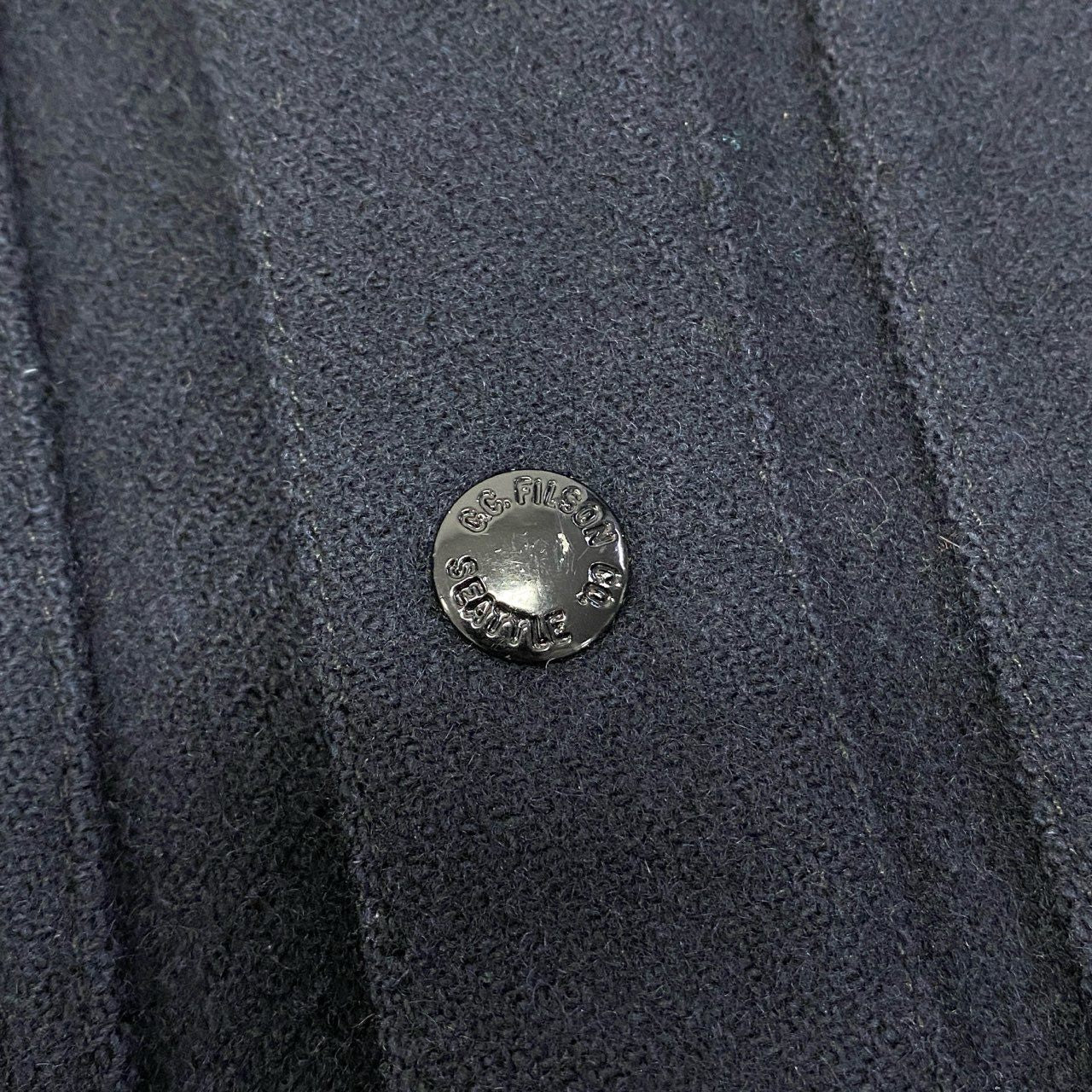 24c7 【USA製】FILSON フィルソン マッキーノジャケット マッキーノクルーザー サイズM ネイビー メンズ アウター アメカジk02i