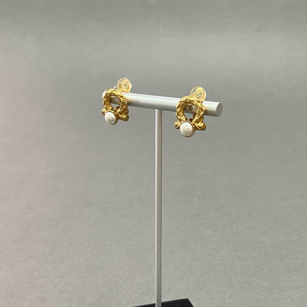 f4 Salvatore Ferragamo サルヴァトーレ フェラガモ ガンチーニ パール ゴールドイヤリング GOLD EARRING ピアス アクセサリー ジュエリー タグ付き