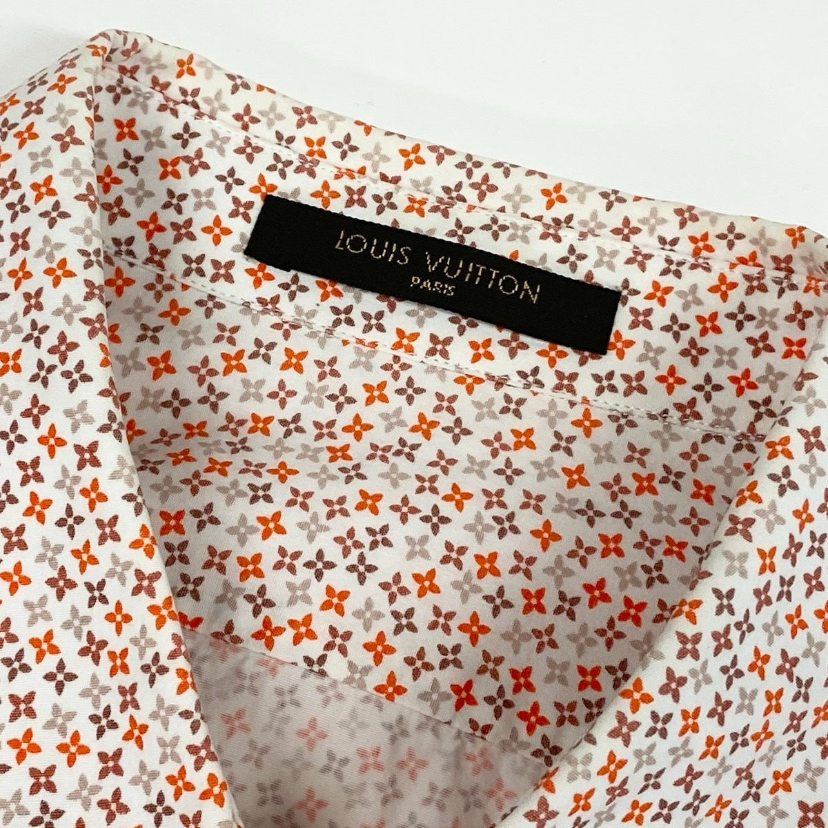 84e22 LOUIS VUITTON ルイヴィトン モノグラム 総柄シャツ ロングスリーブシャツ サイズS マルチカラー コットン100％ メンズ 紳士服u02t