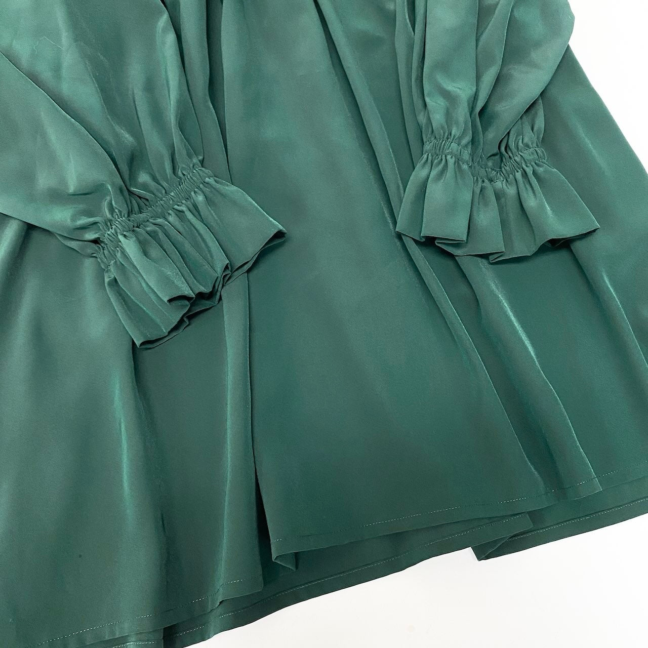 48ⅾ15 YVES SAINT LAURENT イヴサンローラン フリルブラウス 7分袖 トップス 7 グリーン ポリエステル レディースu02t