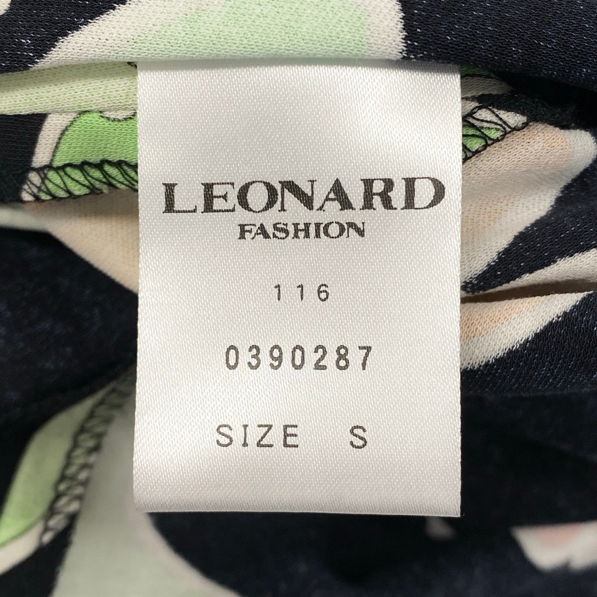 55f10 LEONARD FASHION レオナール フレンチスリーブワンピース スクエアネック 美しい花柄プリント サイズS ブラック コットン100％ レディース 女性服u02t