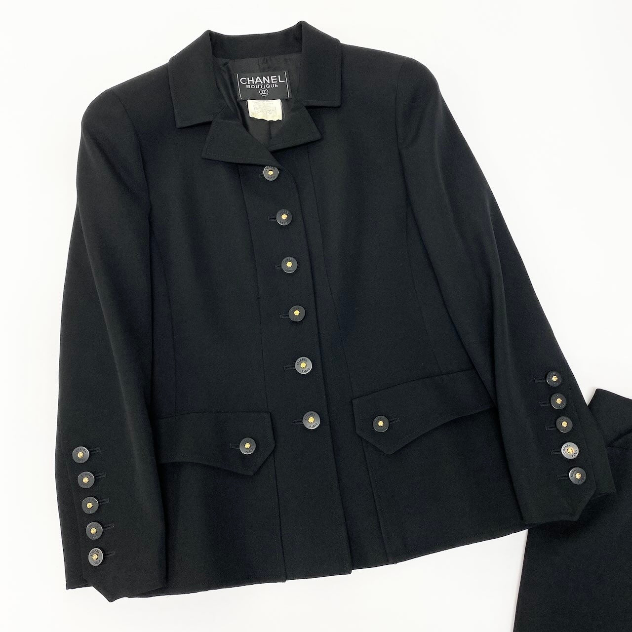 C CHANEL シャネル ヴィンテージ 97P スカートセットアップ テーラードジャケット スカート フランス製 P07199V04526 40サイズ ブラック シルク100％ レディース 女性用nu1