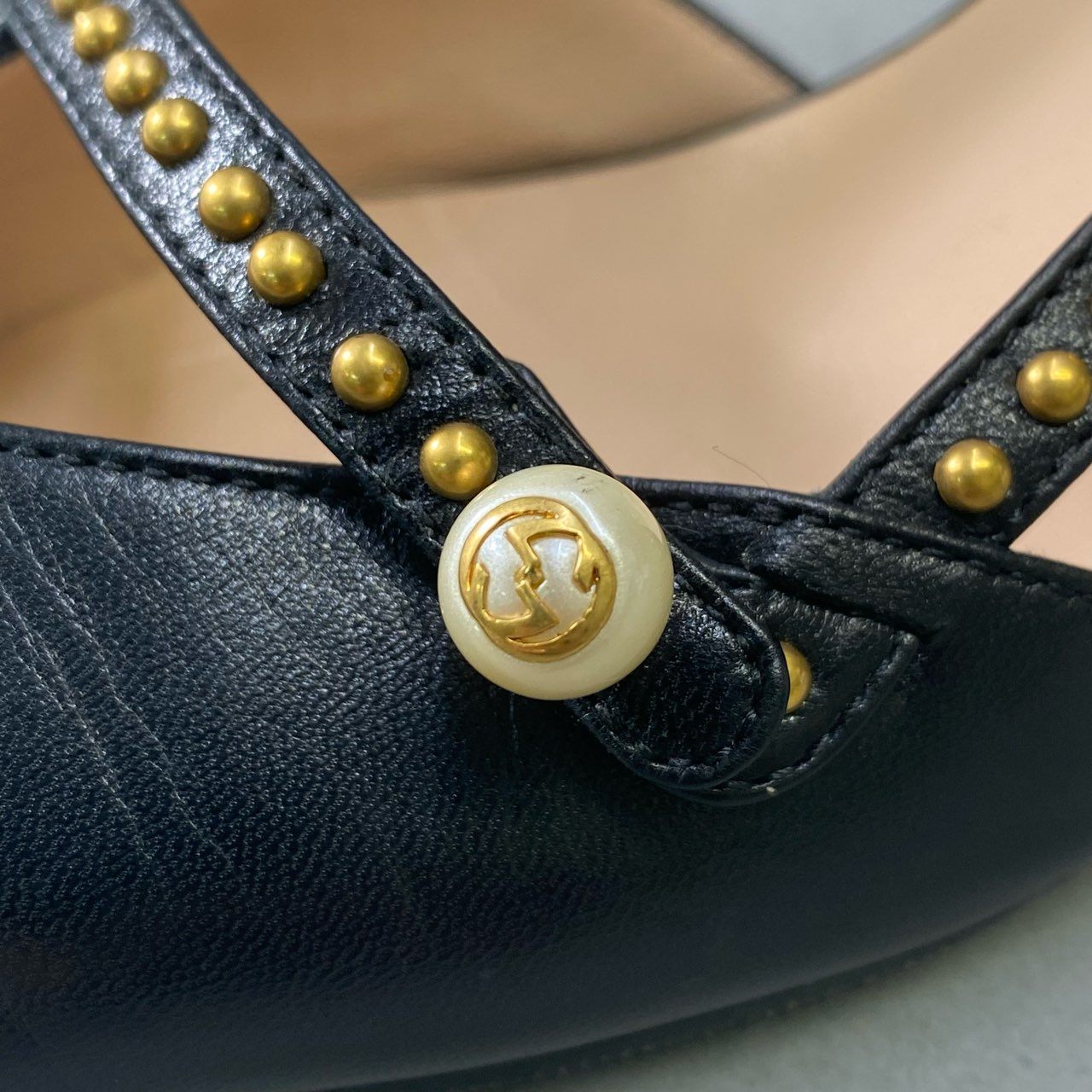6i18 GUCCI グッチ スリングバック パンプス スタッズ パール バンブーヒール シューズ イタリア製 460127 34 1/2 ブラック レザー レディースk02i