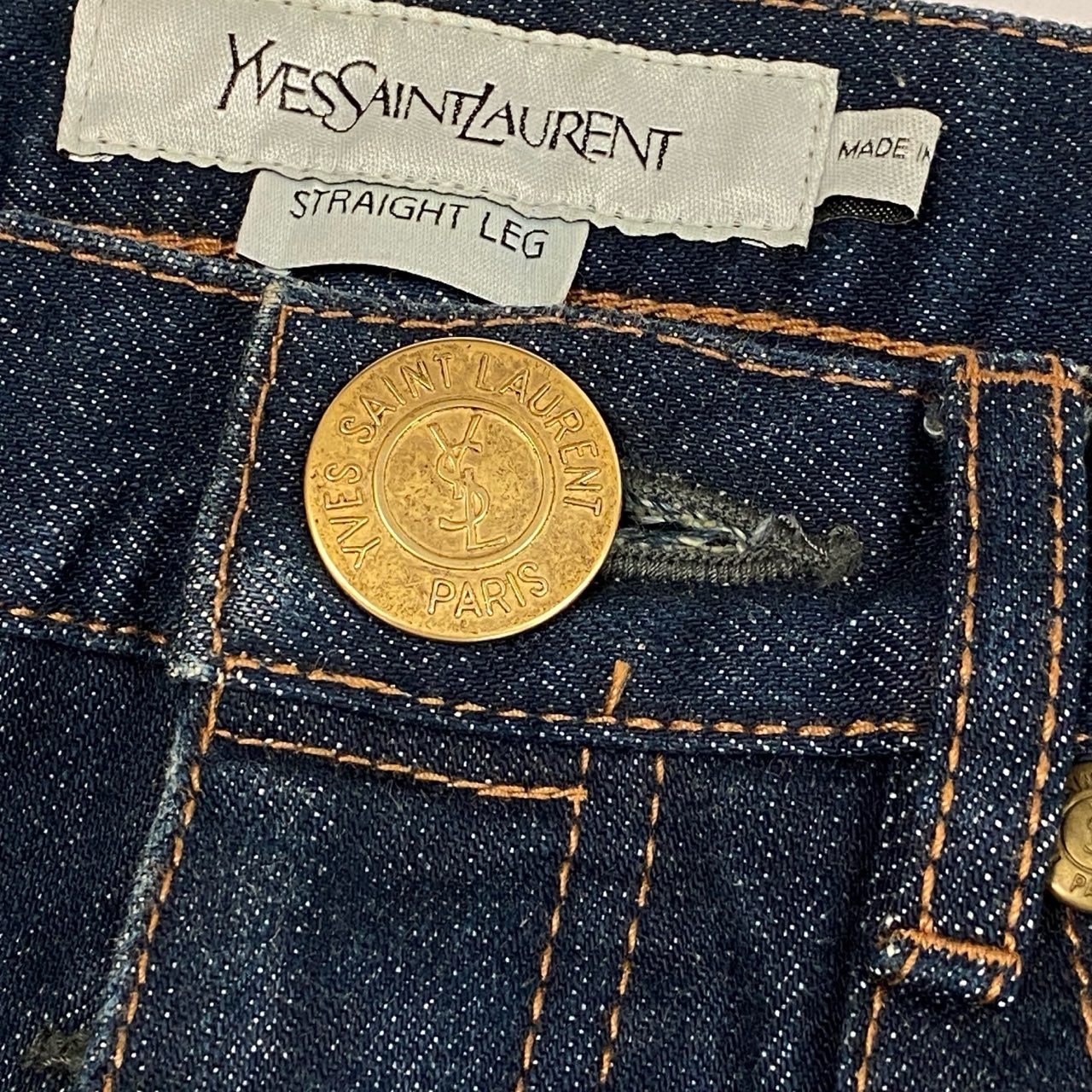 11j6 Yves Saint Laurent イヴサンローラン 日本製 ストレート デニムパンツ ボトムス ジーンズ ロゴボタン YSL カサンドラ 48 Mサイズ相当 インディゴブルー コットン メンズo07t