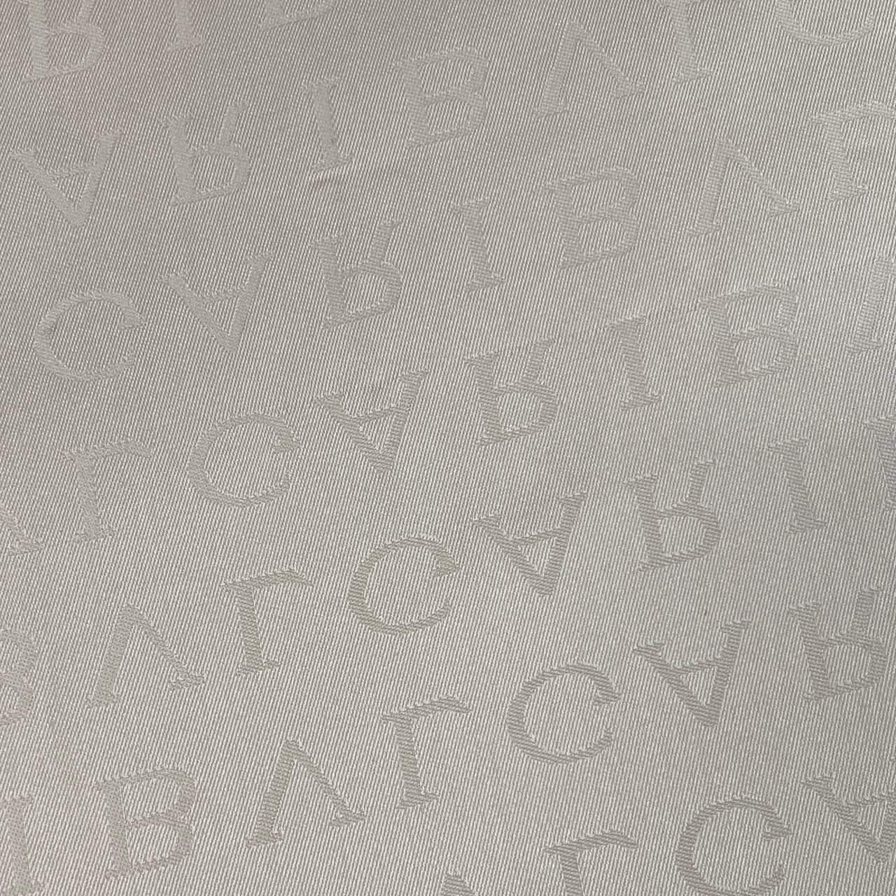 e8 BVLGARI シルクストール ブランドロゴ フリンジ イタリア製 アイボリー シルク100％ レディース メンズ ユニセックスk02i