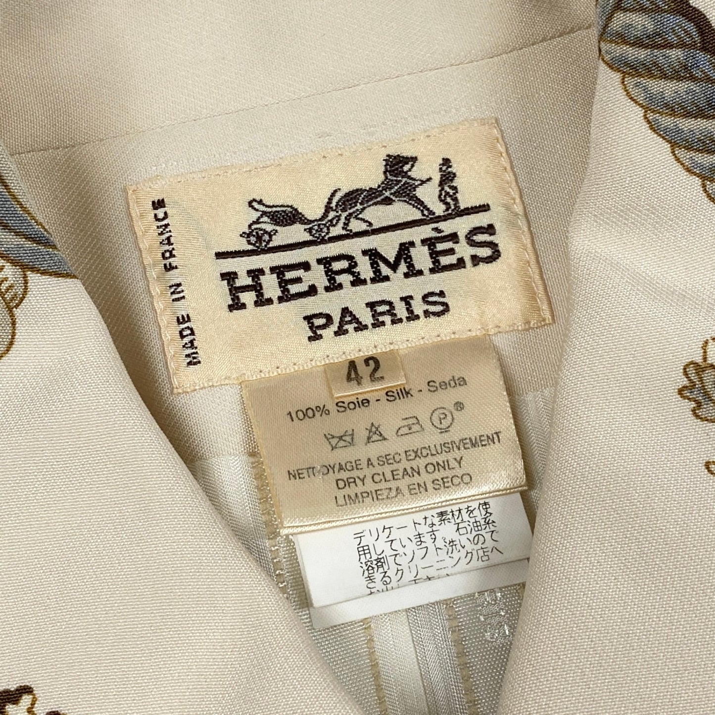 35L19 Vintage HERMES エルメス 海と騎兵隊 テーラードジャケット シルクジャケット 総柄 42 アイボリー系 シルク レディース 女性用 フランス製u02t