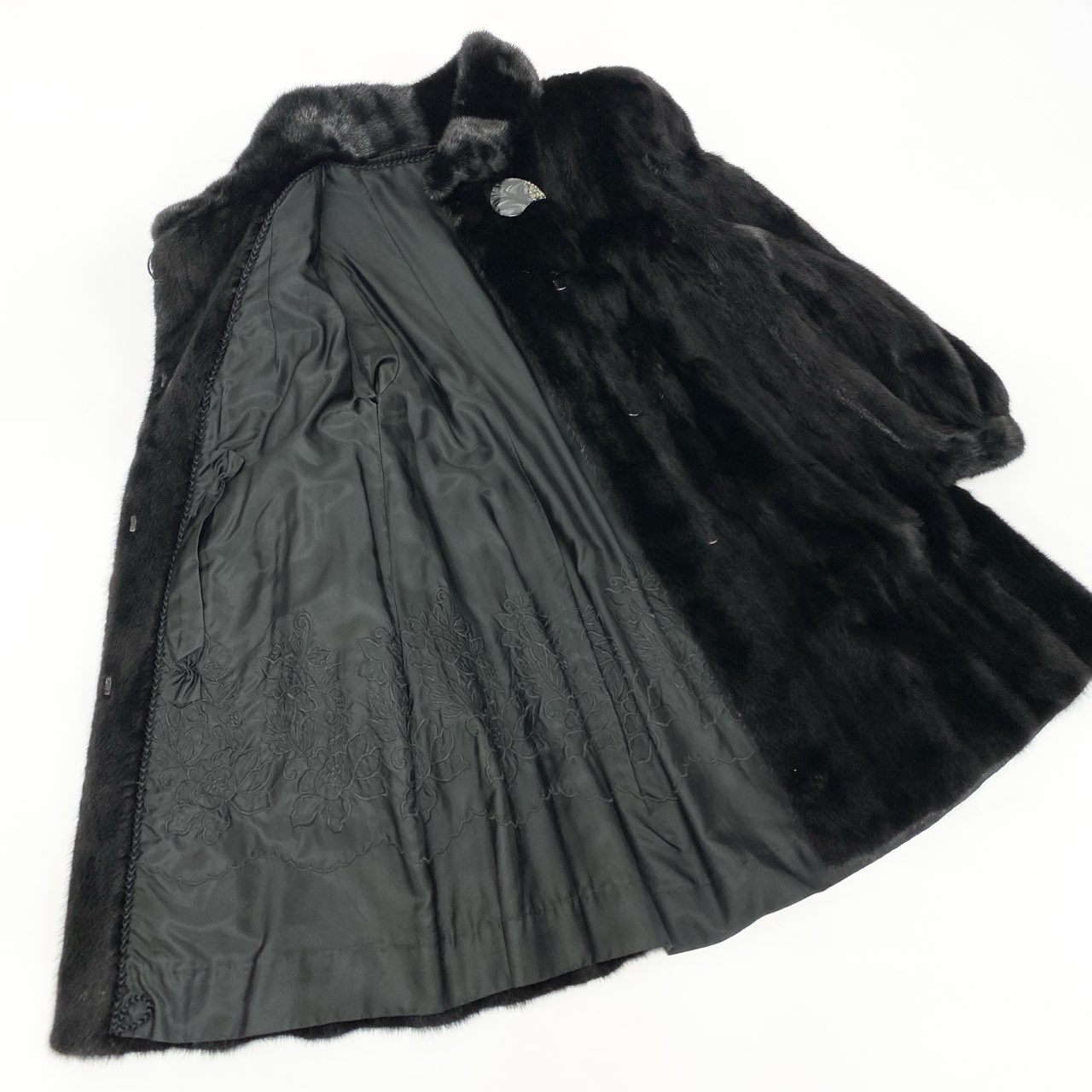 55k11 SAGA MINK サガミンク 銀サガ ダークミンク ロングコート ブラック 最高級本毛皮 裏地刺繍 MINK FUR リアルファー 艶◎t18r
