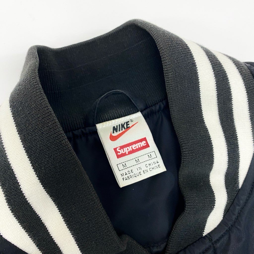 13l27 NIKE Supreme ナイキ × シュプリーム NBA Teams Warm-Up Jaket スタジャン ジャケット ワッペン Mサイズ ブラック メンズo07t