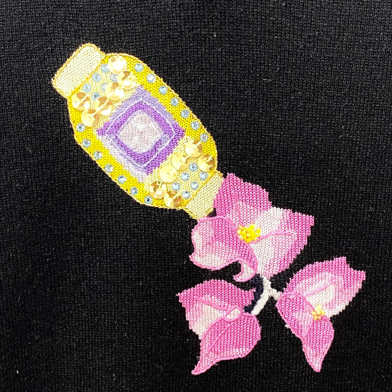1f18 LEONARD レオナール ロングスリーブニットセーター カシミヤコットン ラインストーンロゴ 花柄刺繍 42サイズ ブラック レディース 女性用u02t