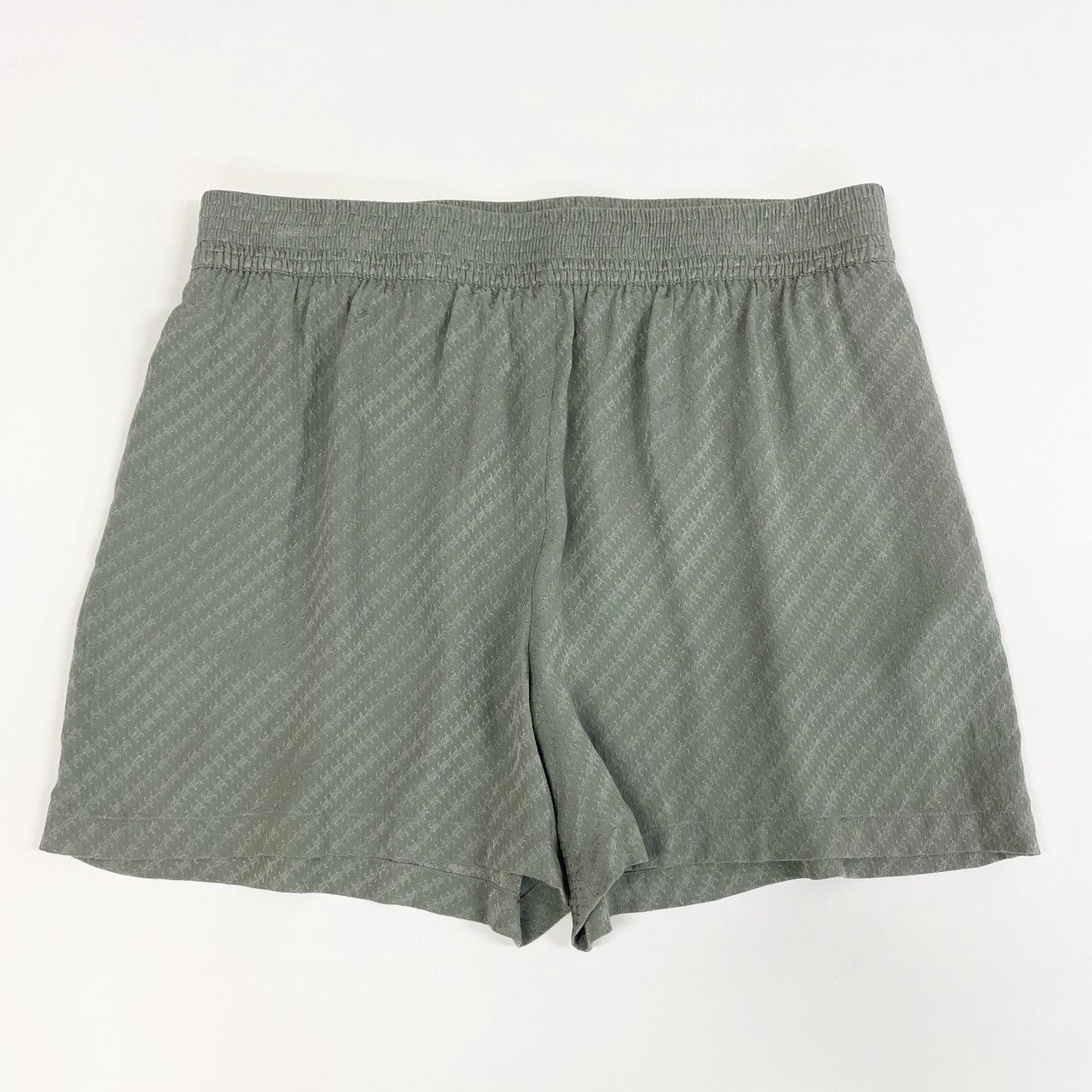 Ii29 《美品》 CELINE セリーヌ トリオンフ 総柄 ショートパンツ ハーフパンツ 2R711130R サイズ36 グレー シルク100 レディースu02t