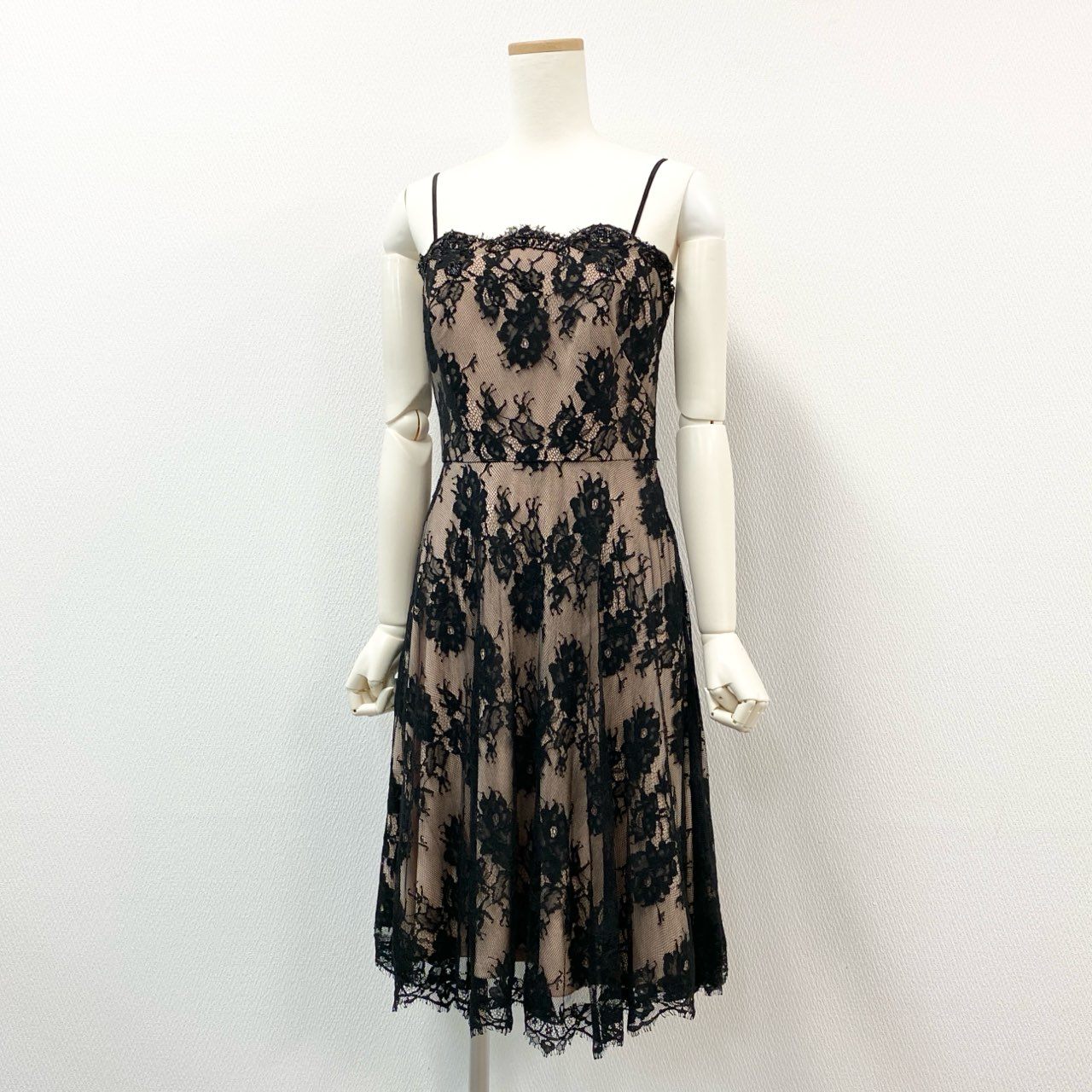 31i8 TADASHI SHOJI タダシショージ フラワーレース ドレスワンピース パーティードレス サイズ2 ブラック ベージュ レディースu02t