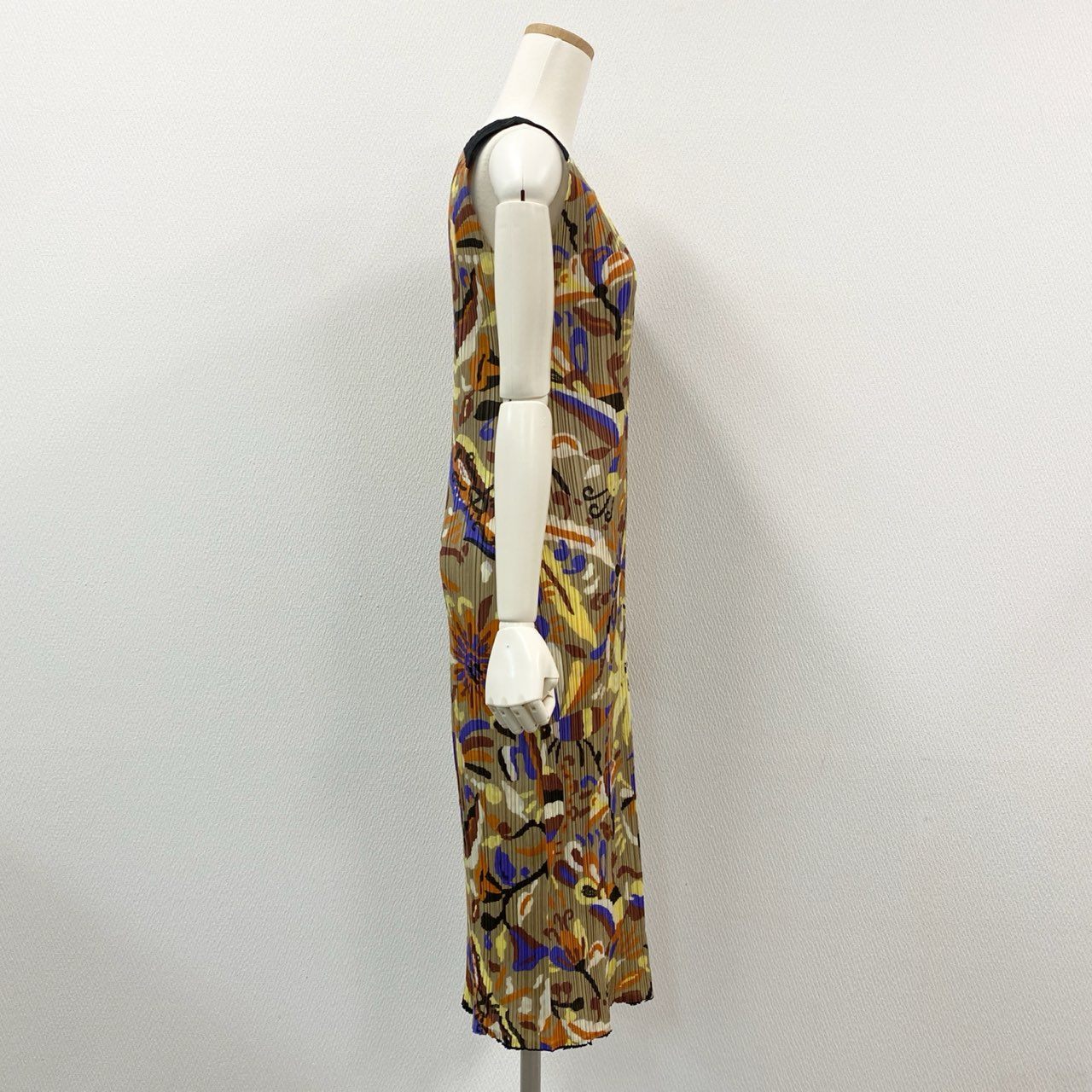 41i26 PLEATS PLEASE プリーツプリーズ イッセイミヤケ ノースリーブワンピース ロングワンピース 太陽 孔雀 山羊 PP63-JH585 サイズ3 マルチカラー ポリエステル レディースu02t