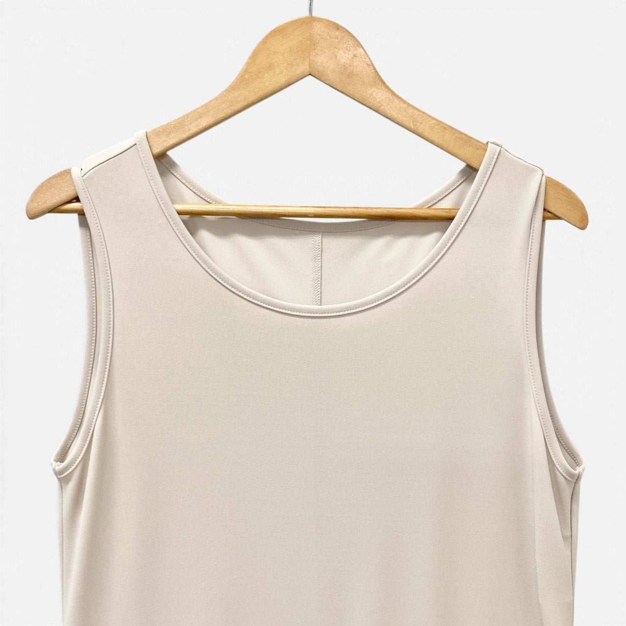 70b16 《美品》 TOKUKO 1er VOL トクコプルミエヴォル ノースリーブワンピース 裾フリル 膝丈 レディース 女性用 9 オフホワイトu02t