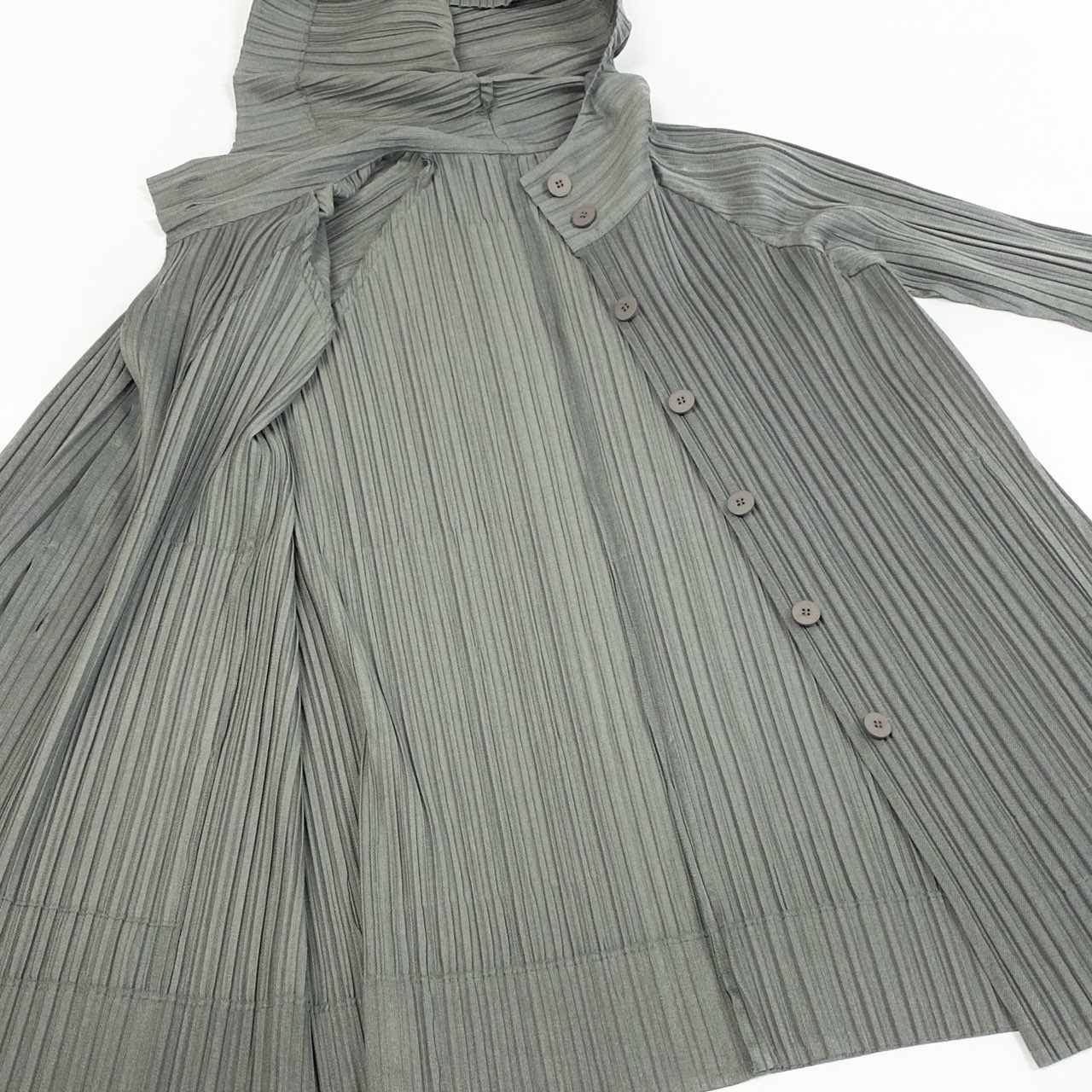 Aa13 PLEATS PLEAS プリーツプリーズ プリーツジャケット ロングジャケット フーディー レディース 女性用 PP63-JA542 サイズ2 グレーo07t
