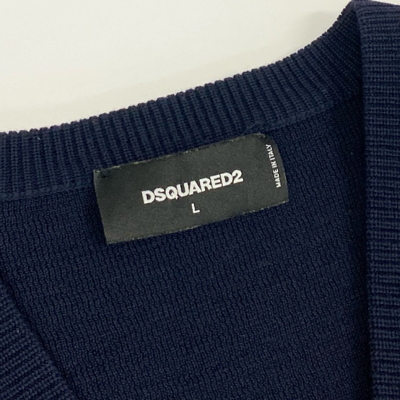 32j3 DSQUARED2 ディースクエアード イタリア製 Vネック ロゴワッペン ニットセーター  S74HA0682 Lサイズ ネイビー ウール メンズo07t
