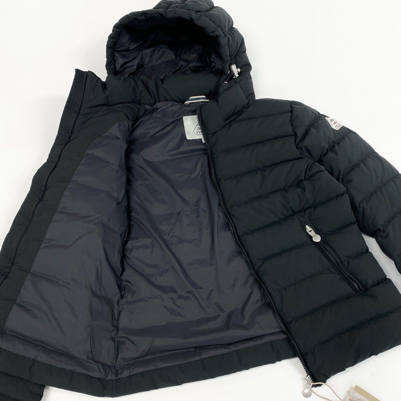 51b27 【タグ付き】PYRENEX ピレネックス SPOUTNIC スプートニック ダウンジャケットサイズ36 ブラック レディース アウター ダウンk02i