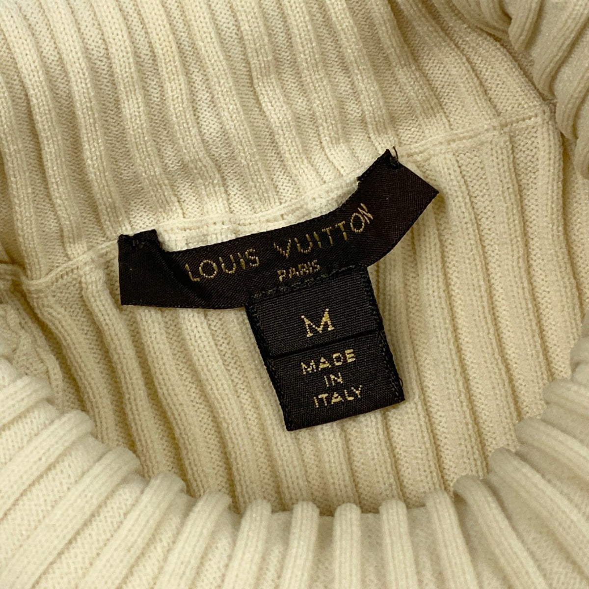 Eb11 LOUIS VUITTON ルイヴィトン ワンポイントロゴ タイトリブニット ロングスリーブニット Mサイズ アイボリー レディース 女性用k02i