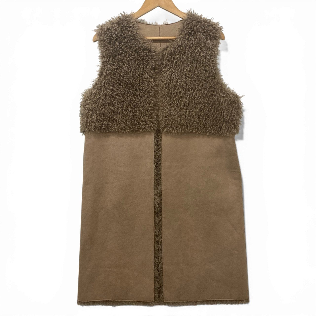 78b12 【美品】Leilian レリアン ノースリーブコート プードルファー アウター 9サイズ ベージュ ポリエステル100％ レディース 女性用u02t