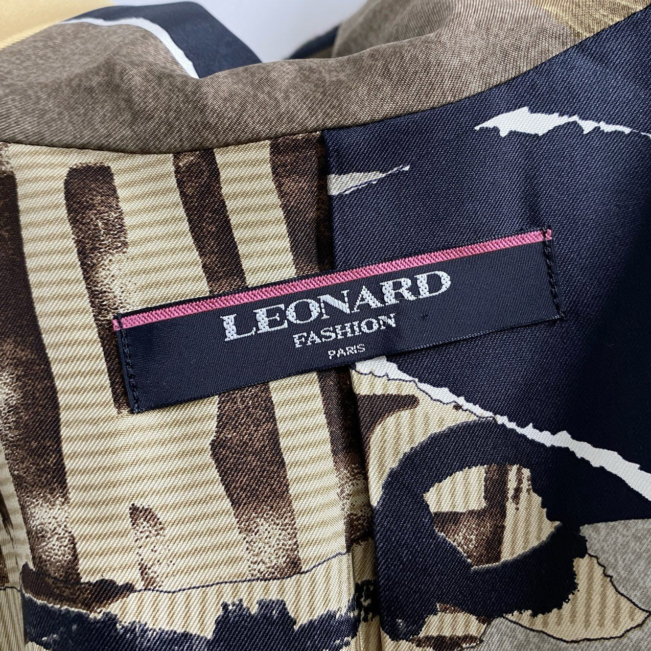 56d15 LEONARD FASHION レオナール ロングコート フードコート 裏地総柄 アンゴラカシミヤ混紡 11AR ブラウン レディース 日本製