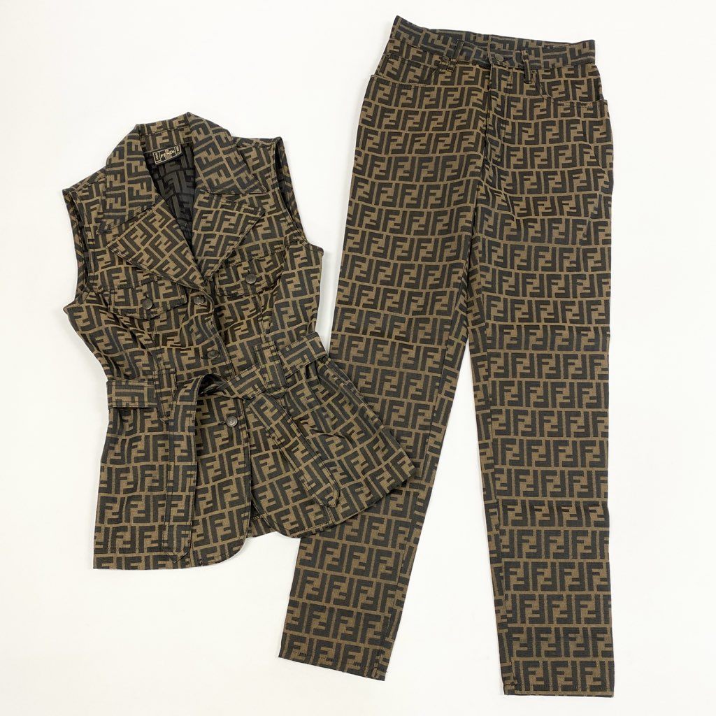 32l24【美品】FENDI フェンディ Vintage ズッカ柄 セットアップ ボトムパンツ ジャケットベスト 42サイズ ベージュ ブラック レディースk02i