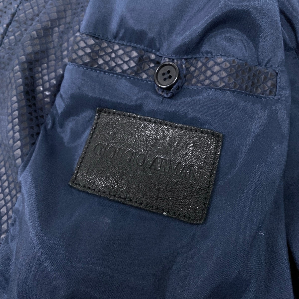 78j8 GIORGIO ARMANI ジョルジオアルマーニ 羊革 レザーギャザー ジップジャケット サイズ52 ブラック ラムレザーt18r